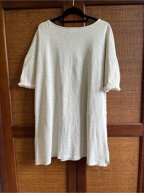 Umgee Neutral Cream Lightweight Tunic Top